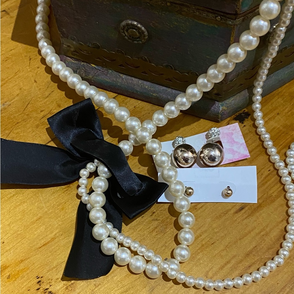 PEARL THEME BULK SAVE : Great Buy of Mixed Vintage Jewellery - Picture 5 of 12